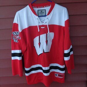 WISCONSIN BADGERS Stitched NCAA HOCKEY JERSEY Colosseum Adult Size S